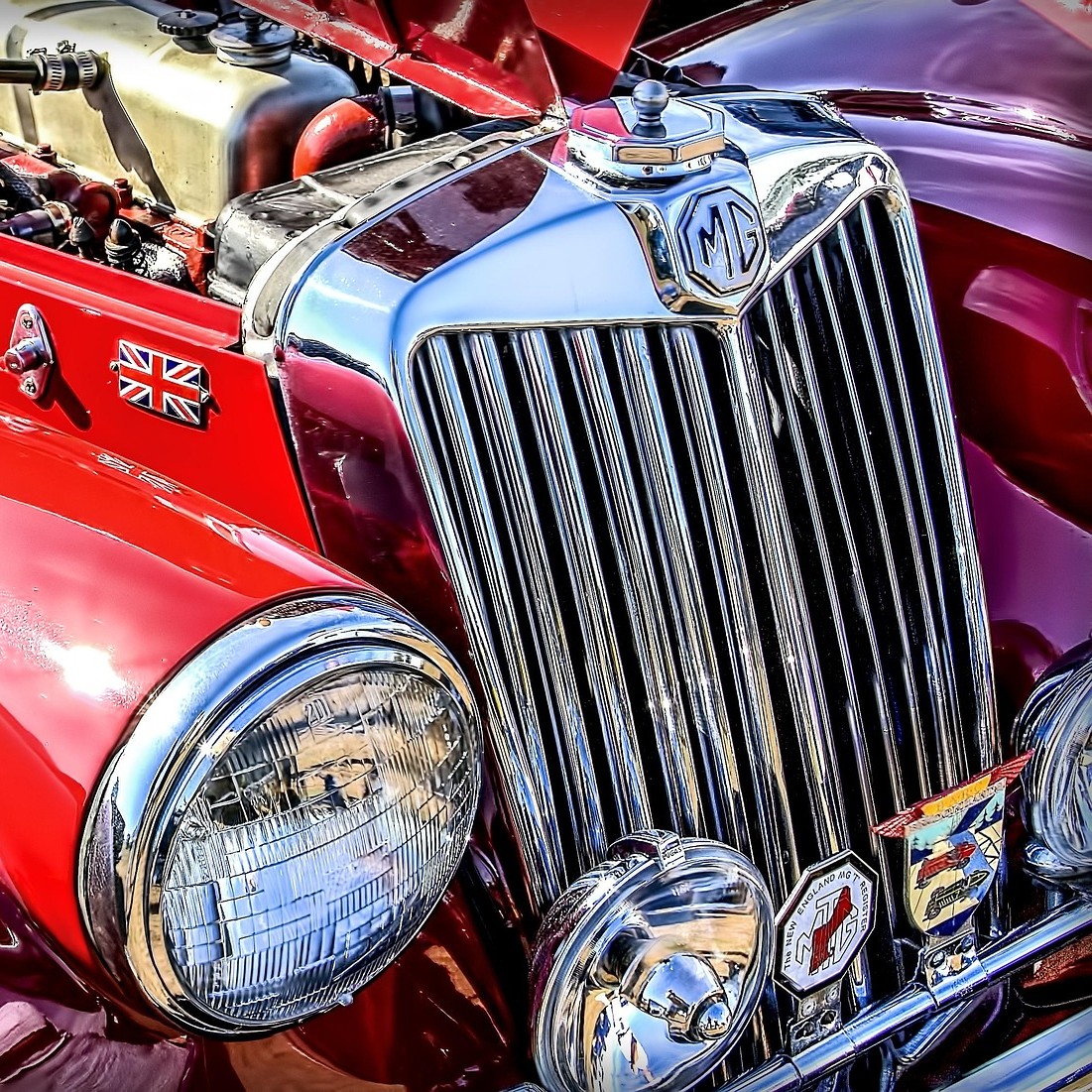 Le Hangar des Légendes, conciergerie sécurisée, Toulouse, voitures de collection, garage