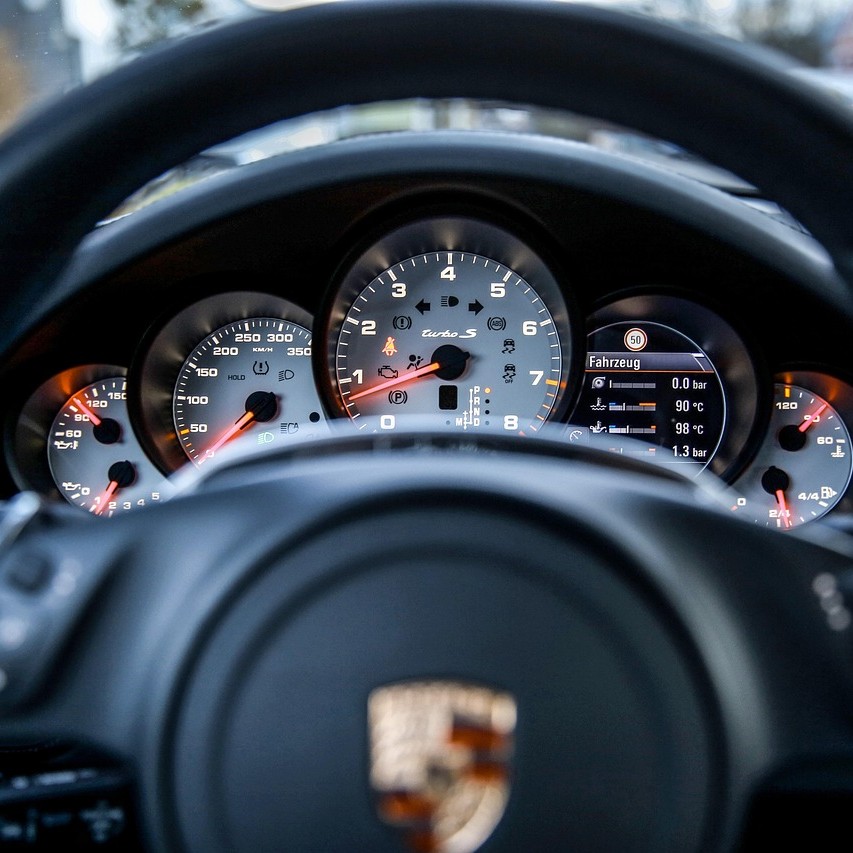 PORSCHE INTERIEUR